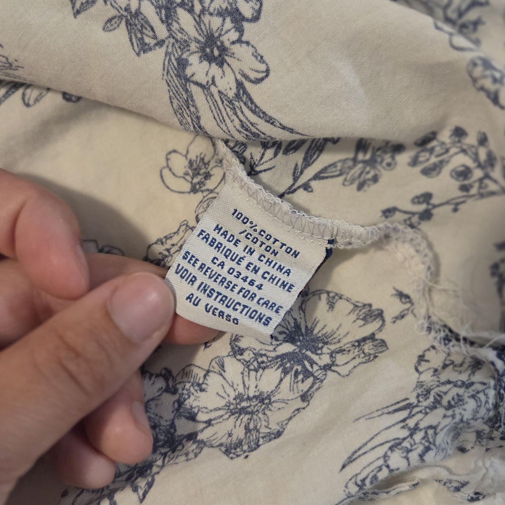 Ricki's Blue and White Floral Blouse - Picture 6 of 9